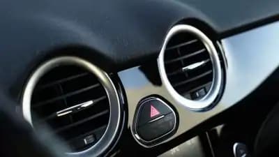 Sell Opel Adam 2016 - 11400 EUR, 62000 km - AUTO.MOTO.pt