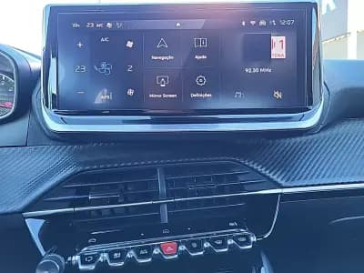 Vendo Peugeot 2008 2024 - 20700 EUR, 24657 km - AUTO.MOTO.pt