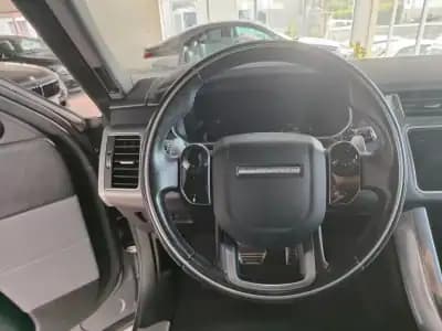 Vendo Land Rover Range Rover Sport 2018 - 42990 EUR, 159000 km - AUTO.MOTO.pt