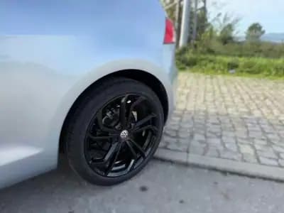 Vendo Volkswagen Golf 2016 - 16490 EUR, 148200 km - AUTO.MOTO.pt