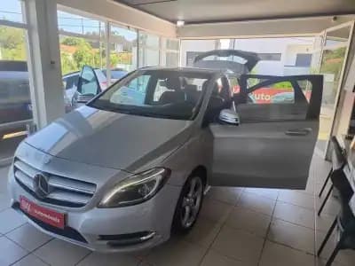 Sell Mercedes-Benz B 180 2012 - 10990 EUR, 221000 km - AUTO.MOTO.pt
