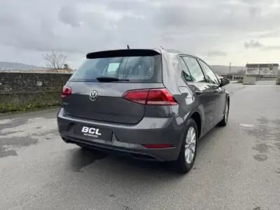 Sell Volkswagen Golf 2019 - 15990 EUR, 95000 km - AUTO.MOTO.pt