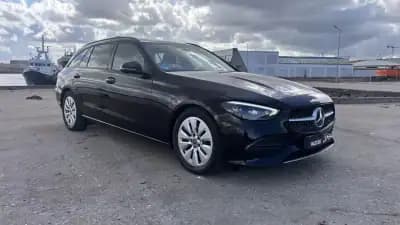 Vendo Mercedes-Benz C 200 2023 - 37990 EUR, 32000 km - AUTO.MOTO.pt