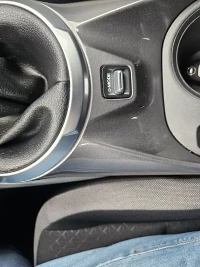 Vendo Nissan Juke 2022 - 16750 EUR, 115139 km - AUTO.MOTO.pt