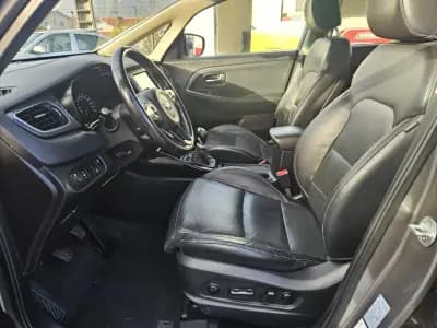 Sell Kia Carens 2018 - 17500 EUR, 138200 km - AUTO.MOTO.pt