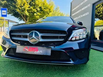Vendo Mercedes-Benz C 220 2019 - 32000 EUR, 160000 km - AUTO.MOTO.pt