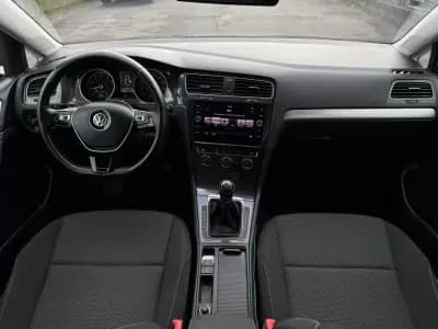 Sell Volkswagen Golf 2019 - 15990 EUR, 95000 km - AUTO.MOTO.pt