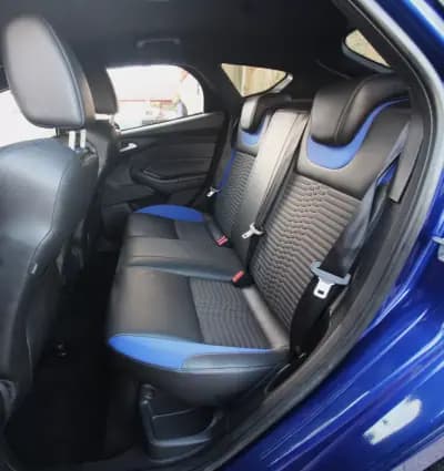 Vendo Ford Focus 2016 - 17990 EUR, 194500 km - AUTO.MOTO.pt