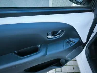 Vendo Peugeot 108 2018 - 9999 EUR, 180453 km - AUTO.MOTO.pt