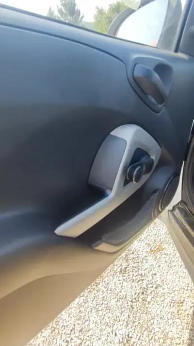 Sell Smart Fortwo Cabrio 2013 - 8279 EUR, 110056 km - AUTO.MOTO.pt