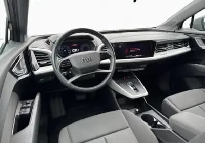 Vendo Audi Q4 e-tron 2021 - 24500 EUR, 42000 km - AUTO.MOTO.pt