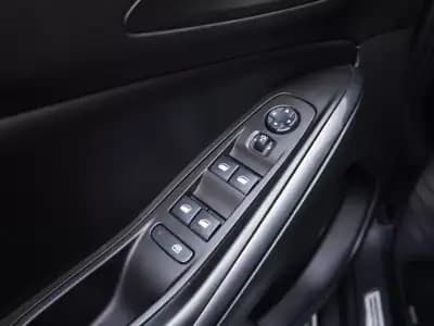 Sell Opel Grandland X 2020 - 17990 EUR, 65073 km - AUTO.MOTO.pt