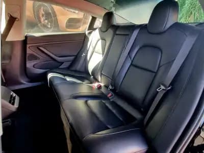 Vendo Tesla Model 3 2020 - 22900 EUR, 123000 km - AUTO.MOTO.pt