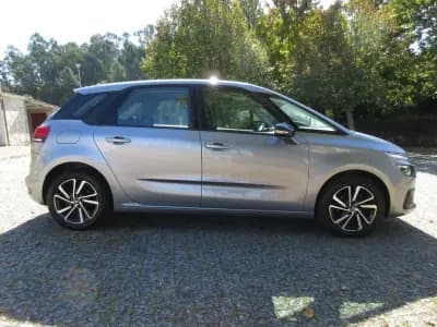 Vendo Citroën C4 Picasso 2017 - 13990 EUR, 169000 km - AUTO.MOTO.pt