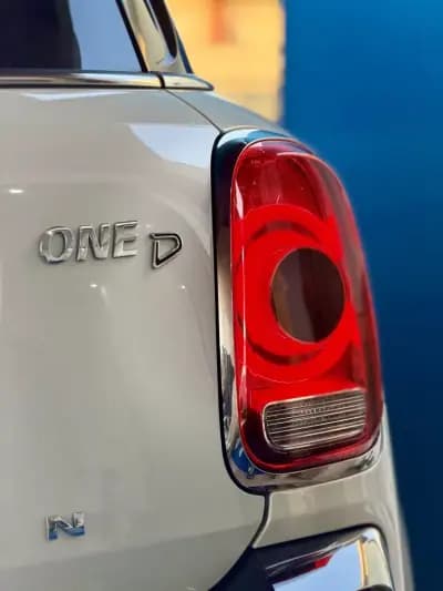 Sell MINI Countryman 2019 - 24450 EUR, 79000 km - AUTO.MOTO.pt