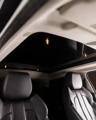 Sell Land Rover Range Rover Evoque 2013 - 20450 EUR, 180000 km - AUTO.MOTO.pt