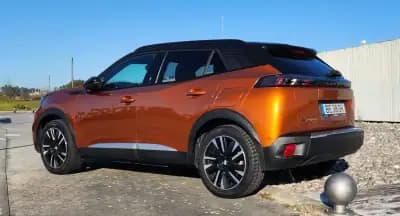 Vendo Peugeot e-2008 2020 - 17450 EUR, 154779 km - AUTO.MOTO.pt