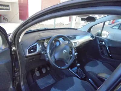 Vendo Citroën C3 2014 - 8500 EUR, 105000 km - AUTO.MOTO.pt