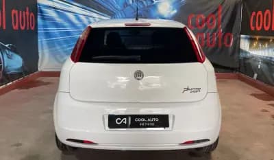 Vendo Fiat Punto 2008 - 2999 EUR, 233000 km - AUTO.MOTO.pt