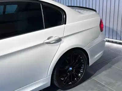 Vendo BMW 318 2011 - 15990 EUR, 230500 km - AUTO.MOTO.pt