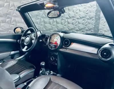 Vendo MINI 2014 - 16990 EUR, 120443 km - AUTO.MOTO.pt