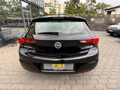 Sell Opel Astra 2019 - 14900 EUR, 66440 km - AUTO.MOTO.pt