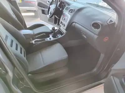 Vendo Ford Focus 2011 - 6750 EUR, 180000 km - AUTO.MOTO.pt