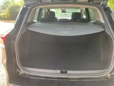 Vendo Renault Clio Sport Tourer 2019 - 13999 EUR, 127245 km - AUTO.MOTO.pt