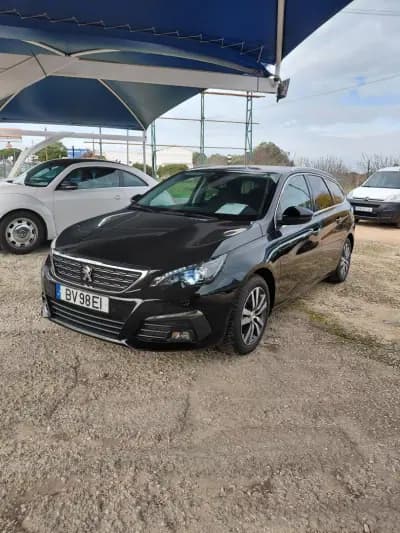 Vendo Peugeot 308 SW 2019 - 16900 EUR, 141724 km - AUTO.MOTO.pt