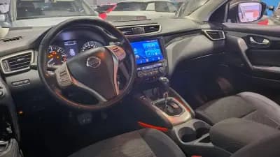 Sell Nissan Qashqai 2015 - 14300 EUR, 140000 km - AUTO.MOTO.pt