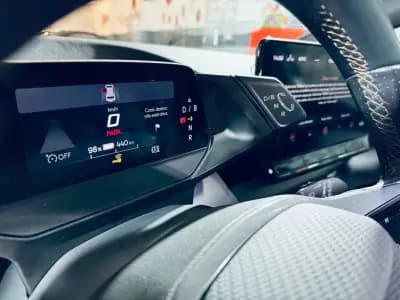 Vendo Cupra Born 2022 - 35990 EUR, 26601 km - AUTO.MOTO.pt