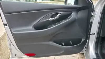 Vendo Hyundai i30 Fastback 2019 - 16500 EUR, 65000 km - AUTO.MOTO.pt