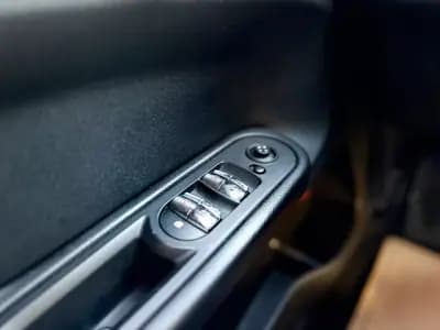 Sell MINI Countryman 2019 - 24450 EUR, 79000 km - AUTO.MOTO.pt