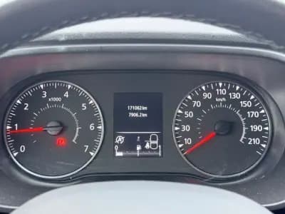 Sell Dacia Duster 2022 - 13450 EUR, 171062 km - AUTO.MOTO.pt