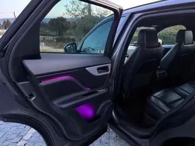 Sell Jaguar F-Pace 2016 - 30999 EUR, 144450 km - AUTO.MOTO.pt