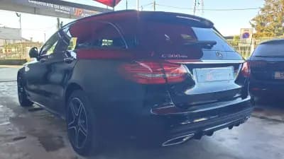 Vendo Mercedes-Benz C 300 2020 - 24999 EUR, 175000 km - AUTO.MOTO.pt