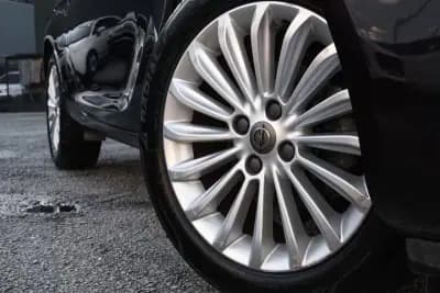 Sell Opel Adam 2017 - 11400 EUR, 77000 km - AUTO.MOTO.pt