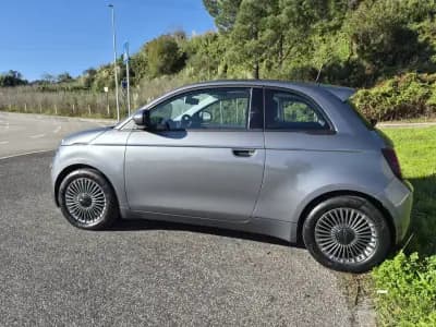 Vendo Fiat 500e 2021 - 15995 EUR, 32834 km - AUTO.MOTO.pt
