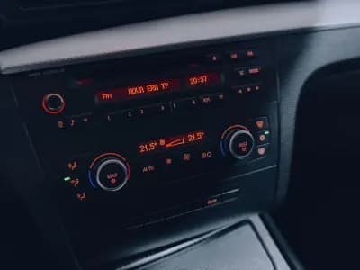 Vendo BMW 118 2008 - 13490 EUR, 239879 km - AUTO.MOTO.pt