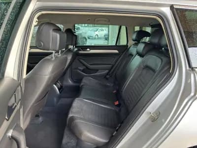 Vendo Volkswagen Passat Variant 2015 - 13950 EUR, 242286 km - AUTO.MOTO.pt