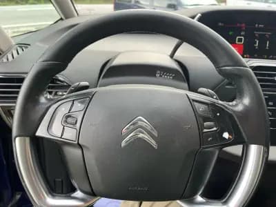 Vendo Citroën C4 Spacetourer 2023 - 13900 EUR, 279000 km - AUTO.MOTO.pt
