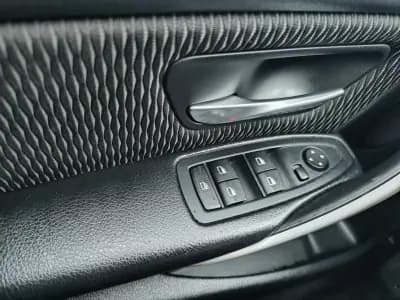 Vendo BMW 318 2012 - 12890 EUR, 205182 km - AUTO.MOTO.pt