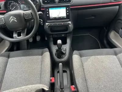 Vendo Citroën C3 2021 - 11990 EUR, 120370 km - AUTO.MOTO.pt