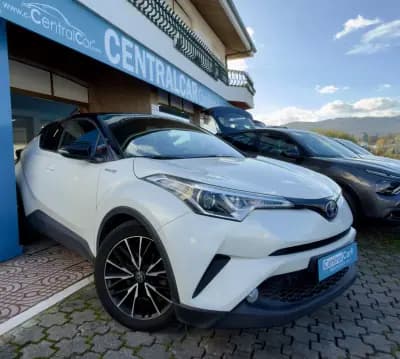 Vendo Toyota C-HR 2019 - 23950 EUR, 95000 km - AUTO.MOTO.pt