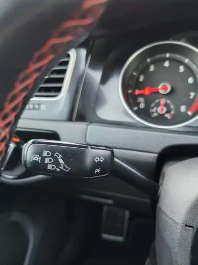 Vendo Volkswagen Golf 2012 - 18480 EUR, 207000 km - AUTO.MOTO.pt