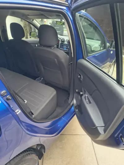 Vendo Dacia Sandero 2020 - 10400 EUR, 108000 km - AUTO.MOTO.pt