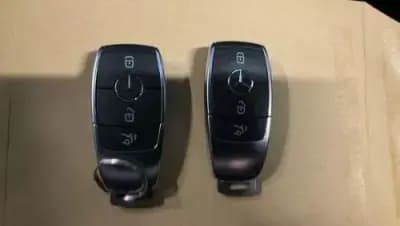 Vendo Mercedes-Benz A 250 Limousine 2022 - 28990 EUR, 41825 km - AUTO.MOTO.pt