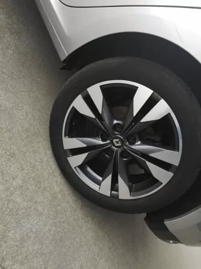 Vendo Renault Mégane 2019 - 17900 EUR, 96000 km - AUTO.MOTO.pt