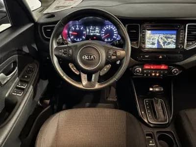 Sell Kia Carens 2016 - 16500 EUR, 115211 km - AUTO.MOTO.pt