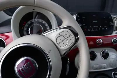 Vendo Fiat 500 2021 - 9999 EUR, 110500 km - AUTO.MOTO.pt